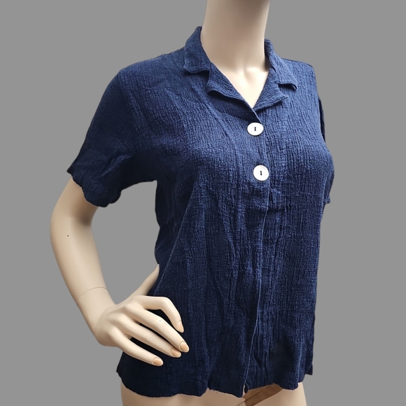 Two Button Ladies Top - Picture 6 of 6